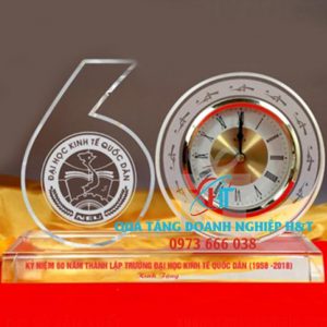 QUÀ TẶNG HỌP LỚP 008