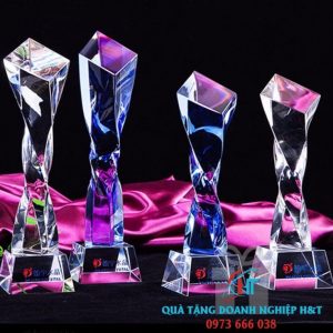 ĐIÊU KHẮC CÚP PHA LÊ 010