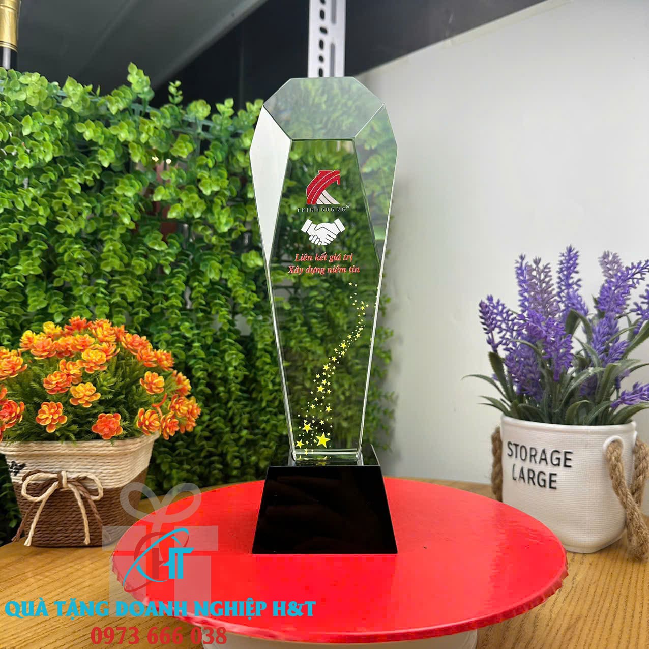 z6633750777935_14e160a7ab58db0ee5d8d06bb3cf3a71-min