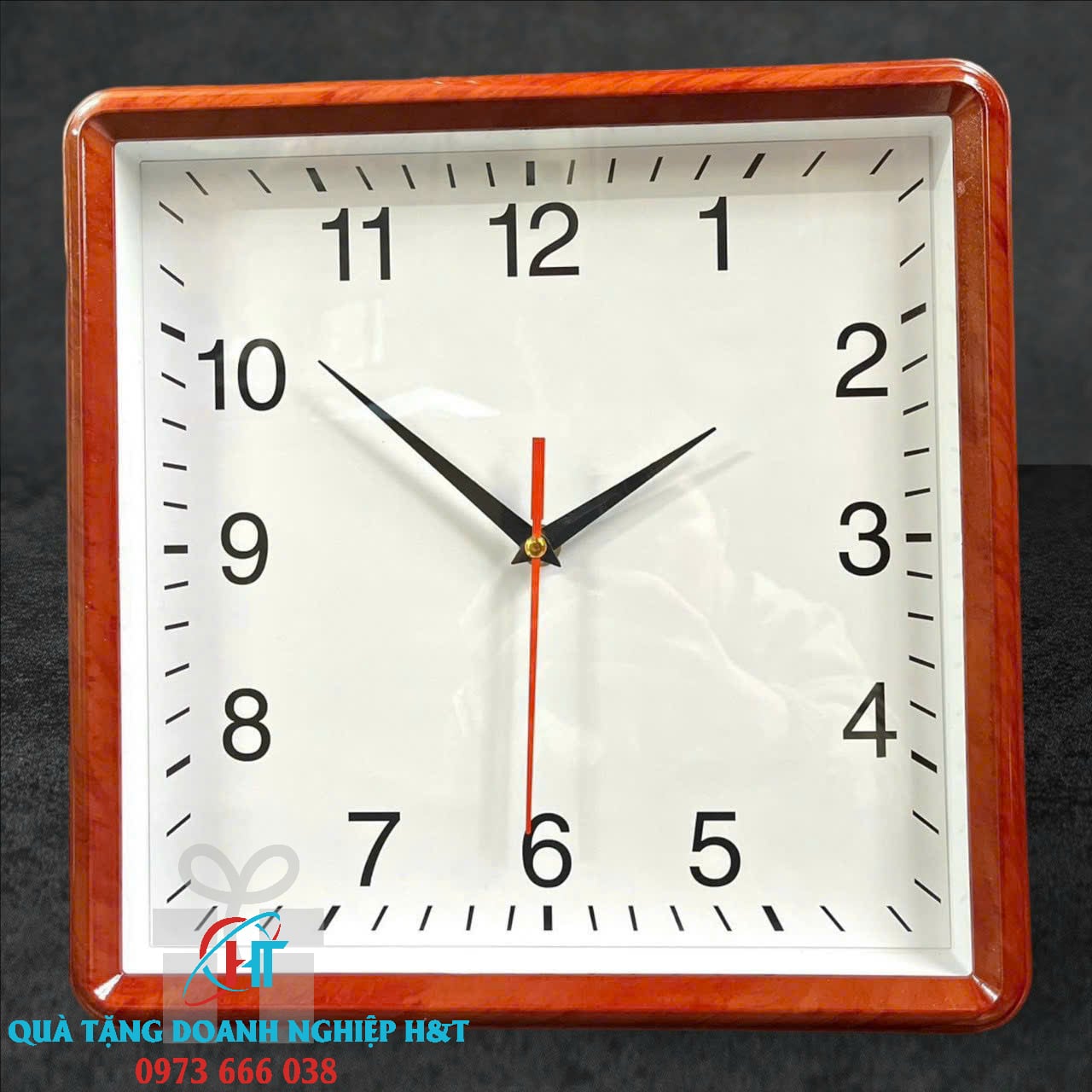 z6576519544031_83109c0881e3197ccc7ccc20f89df514-min